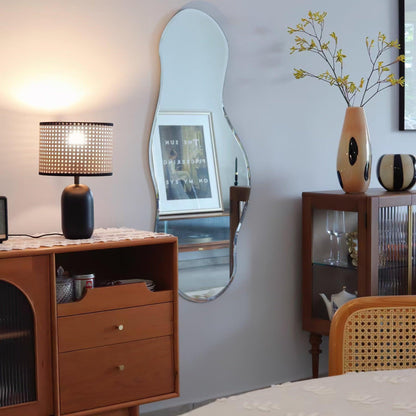 Nico Table Lamp | Bamboo & Iron | Black