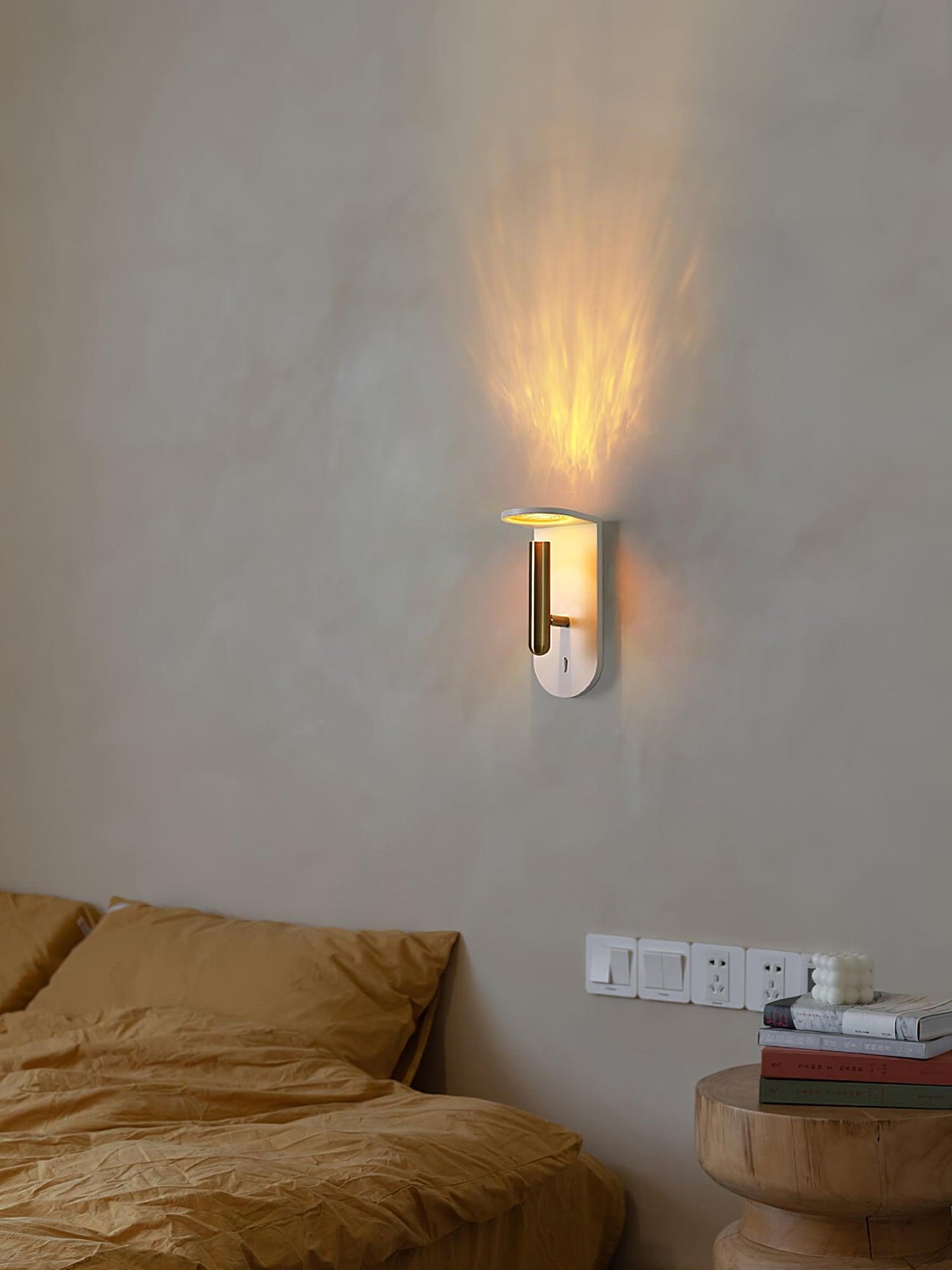 Nights LED Sconce | Aluminum | White or Black