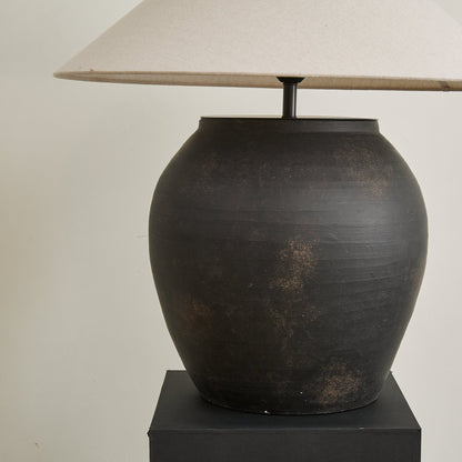 Noira Terracotta Table Lamp | Terracotta | Black and White