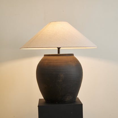 Noira Terracotta Table Lamp | Terracotta | Black and White
