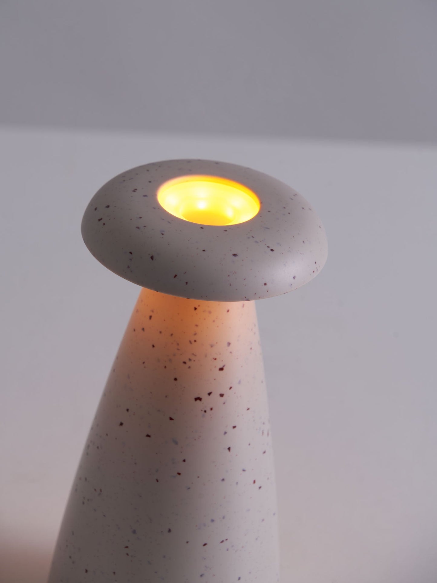 Noko Mushroom Table Lamp | Rechargeable | Grey, Green, Orange