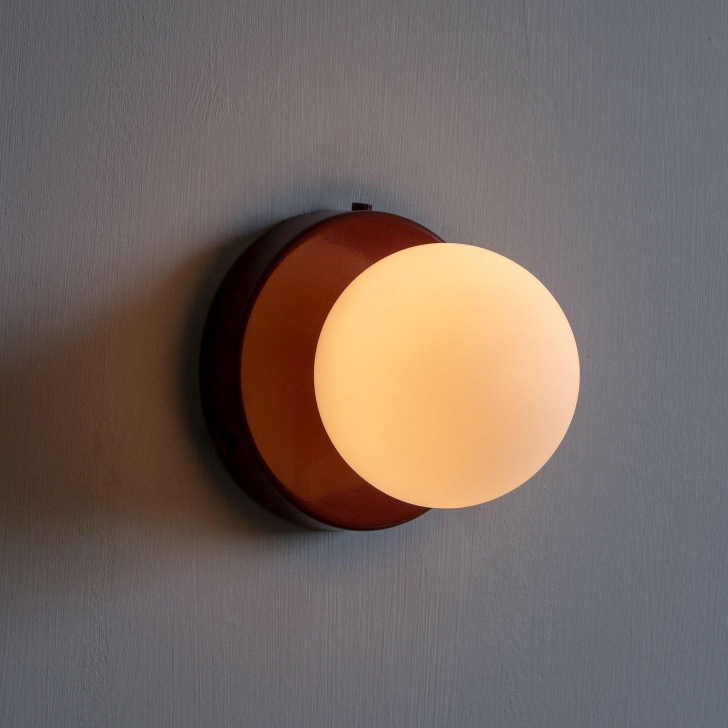 Nuvol Wall Lamp Set | Metal & Glass | 2-Pack, Available in Green, Beige, Shrimp Pink, Black, Red
