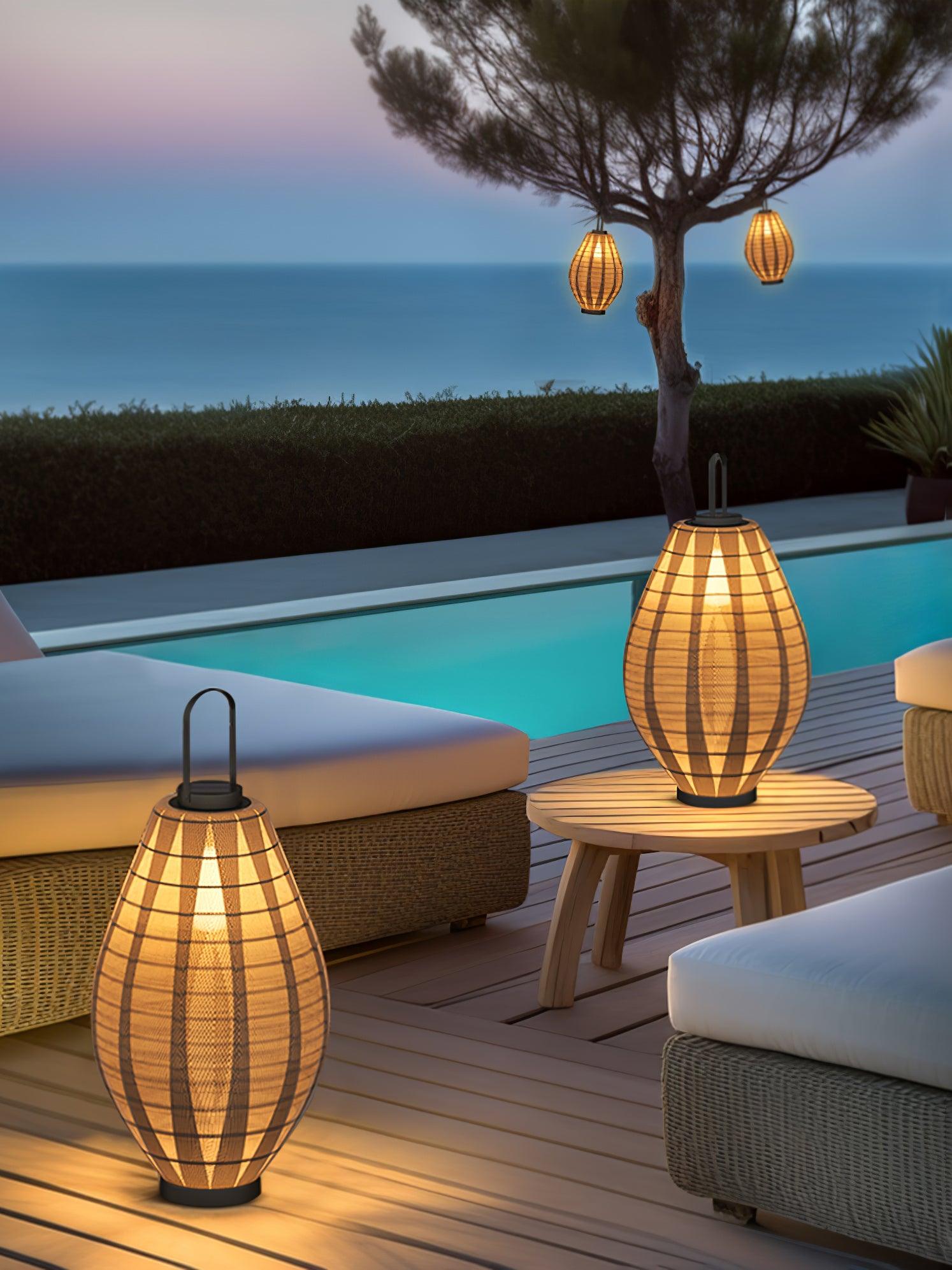 Oasis Mesh Beacon Outdoor Lamp