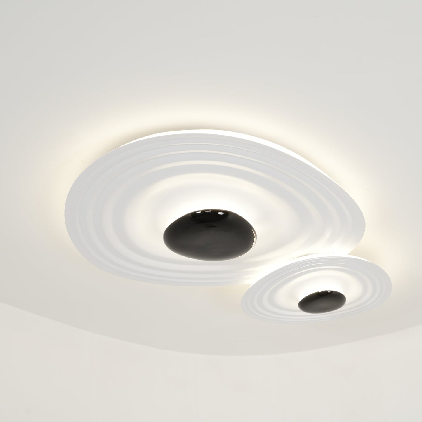 Odeon Ceiling Lamp | Metal & Polycarbonate | Black & White