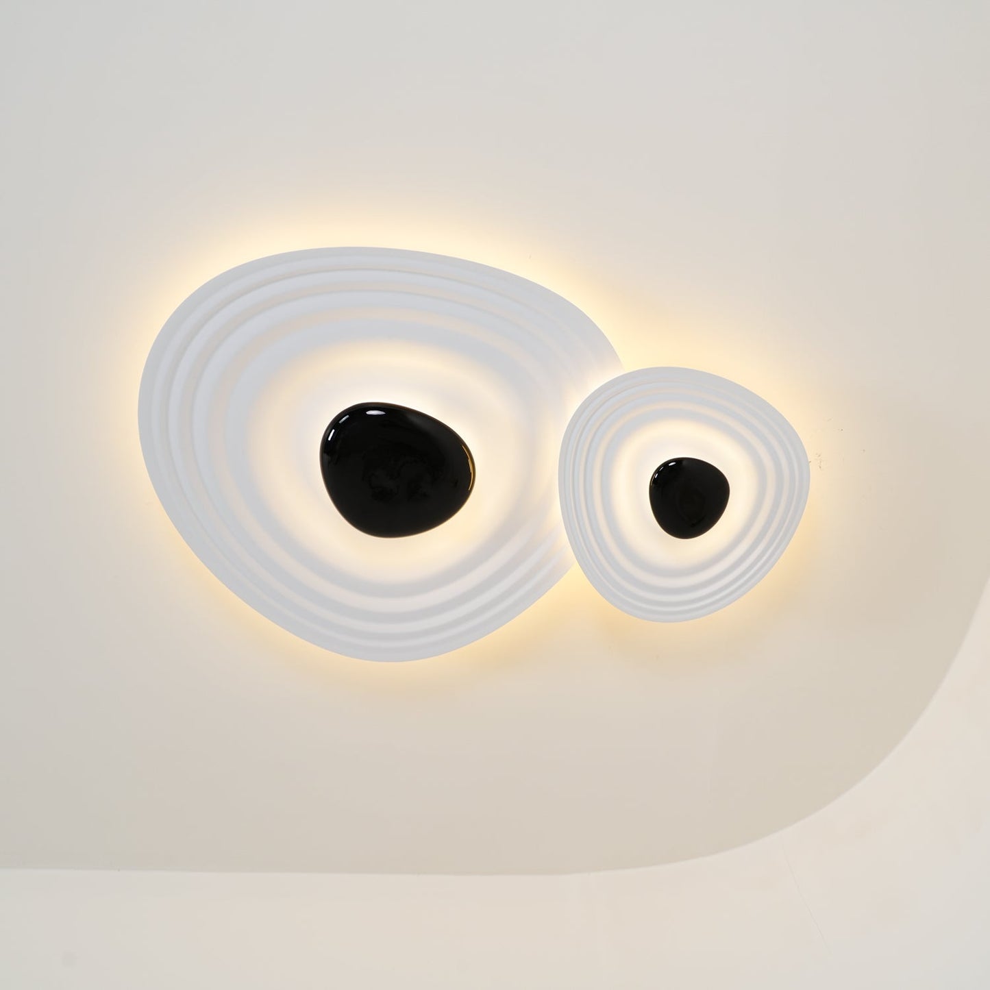 Odeon Ceiling Lamp | Metal & Polycarbonate | Black & White