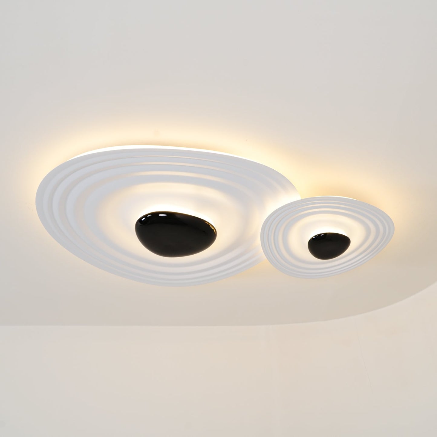 Odeon Ceiling Lamp | Metal & Polycarbonate | Black & White