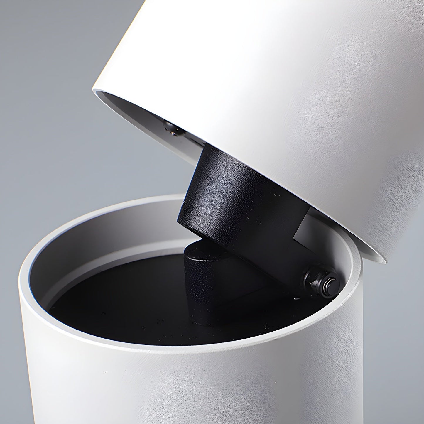 Oliver Tube Downlight | Metal & Aluminum | Black or White