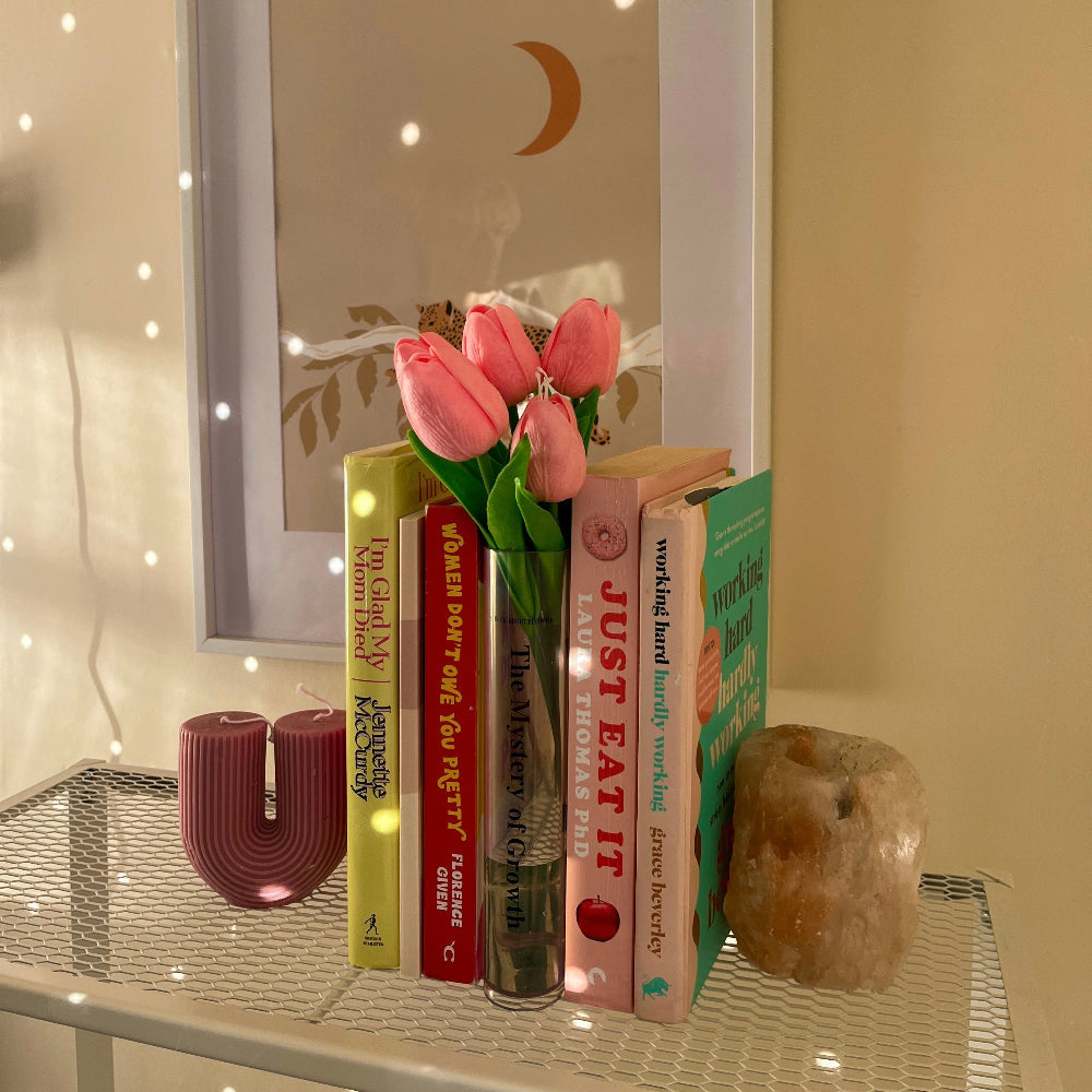 Modern Transparent Vasen för eleganta blomsterarrangemang och stilfull inredning