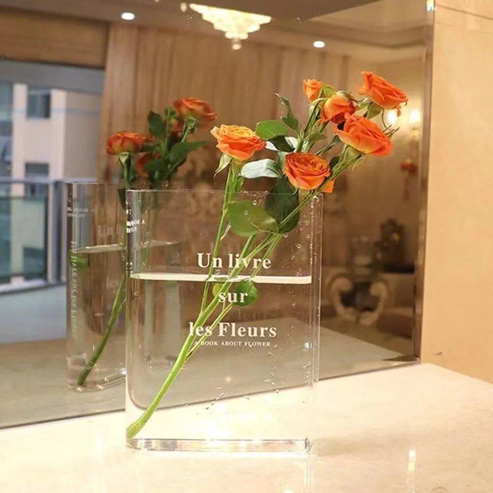 Modern Transparent Vasen för eleganta blomsterarrangemang och stilfull inredning