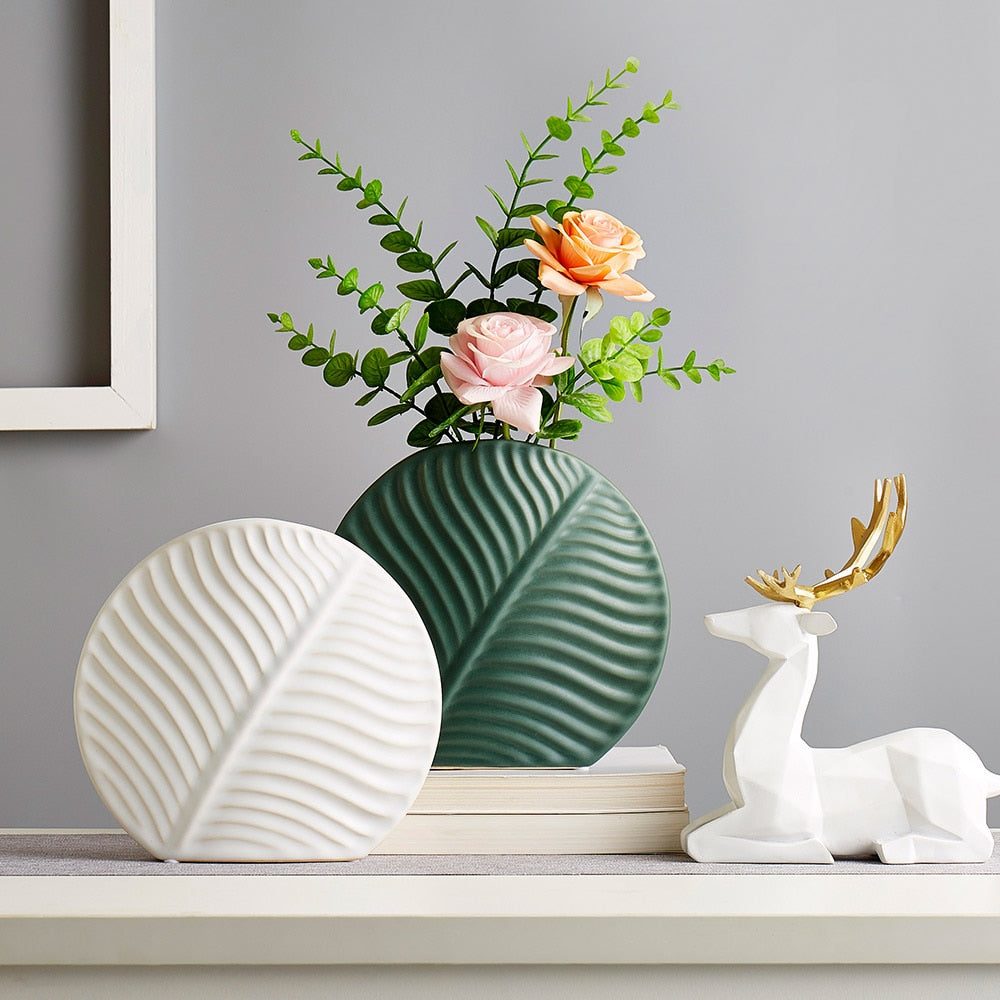 Skandinavisk Handgjord Keramikvas för Blomsterarrangemang