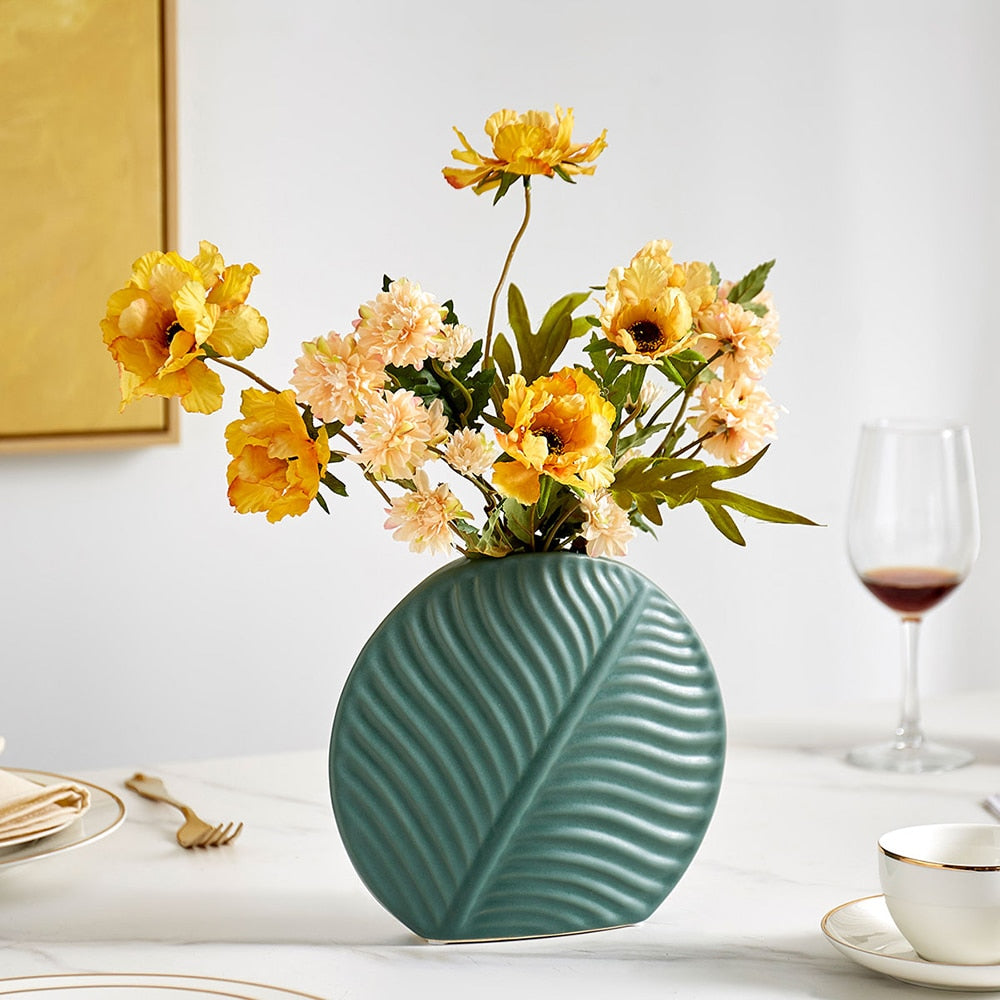 Skandinavisk Handgjord Keramikvas för Blomsterarrangemang