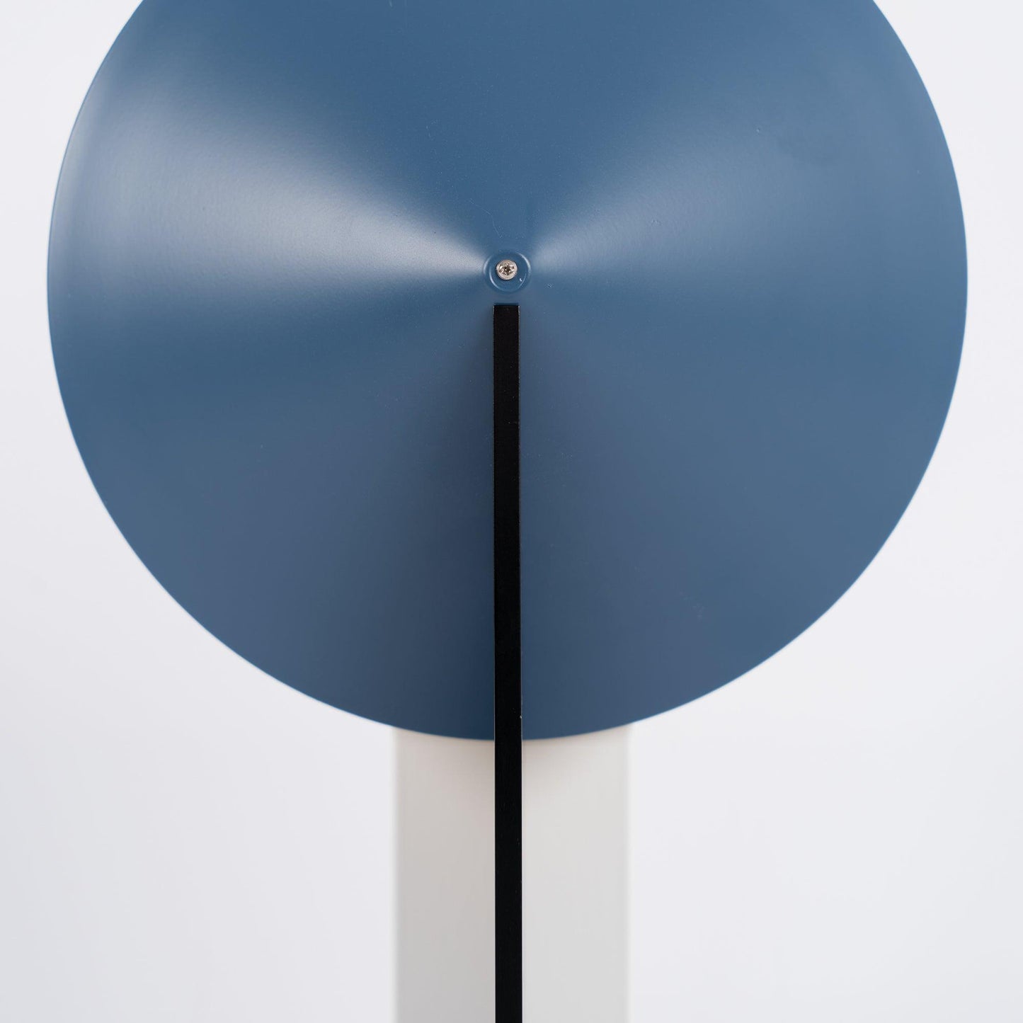 Orbe Table Lamp | Metal & Iron | Black and Red