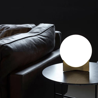 Oscar Table Lamp | Glass & Metal | Gold and White