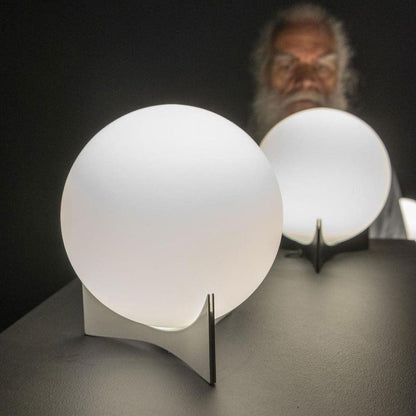 Oscar Table Lamp | Glass & Metal | Gold and White