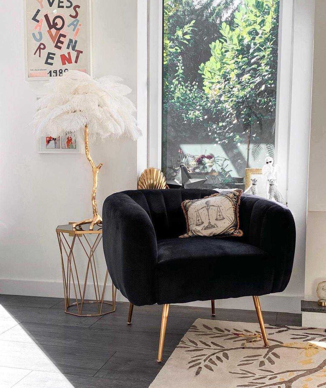 Ostrich Feather Table Lamp | Brass Base | 15 Color Options