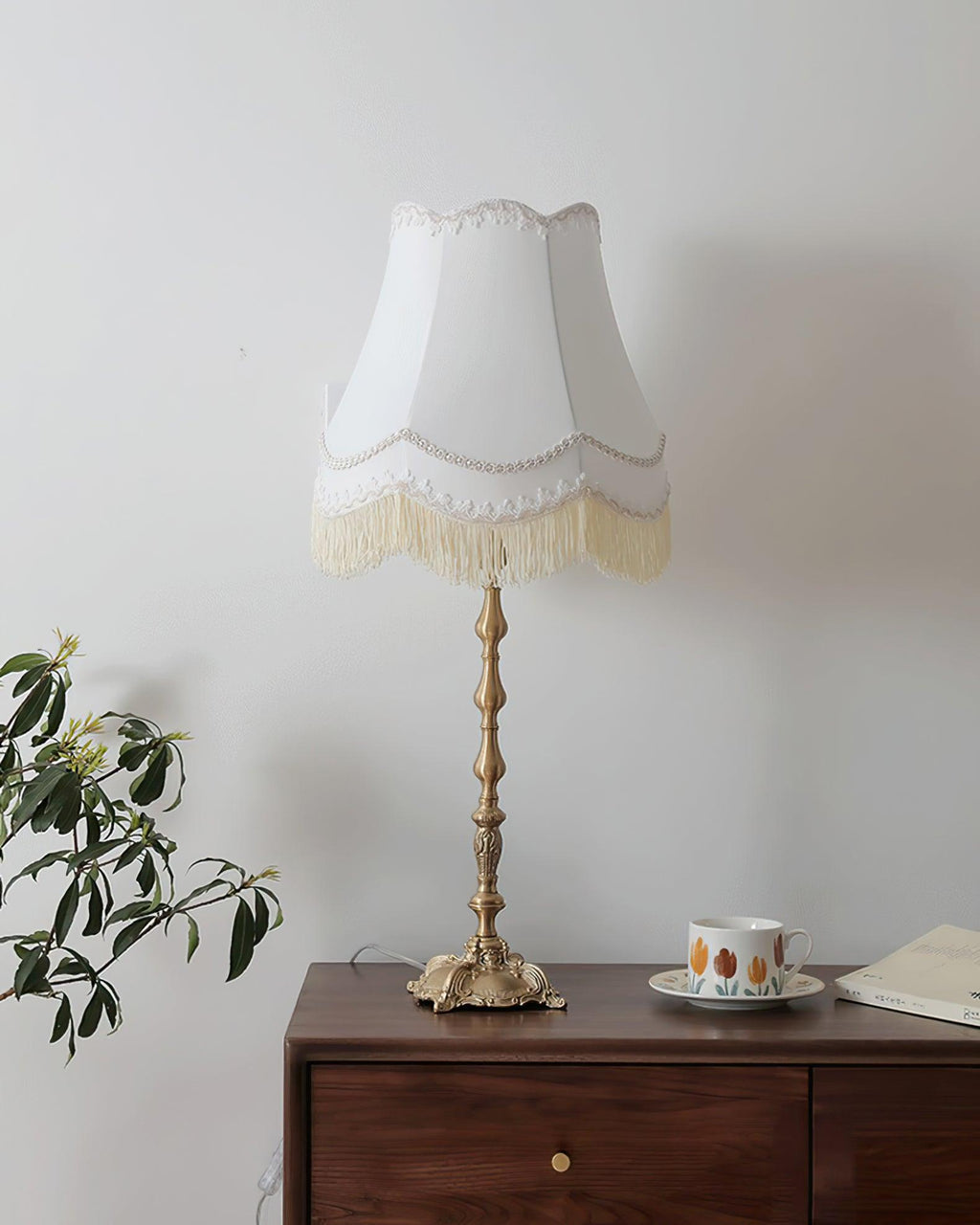 Pantalla Table Lamp | Brass & Fabric | White Shade