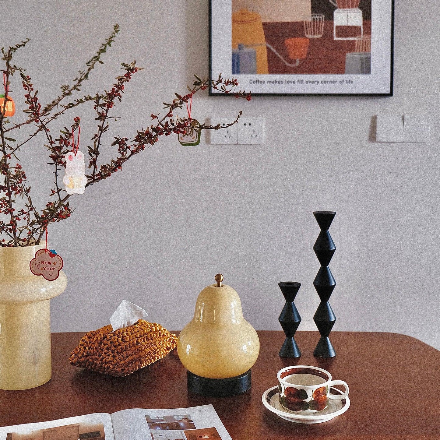 Pear Table Lamp | Vintage Metal & Glass | Gold and Cream