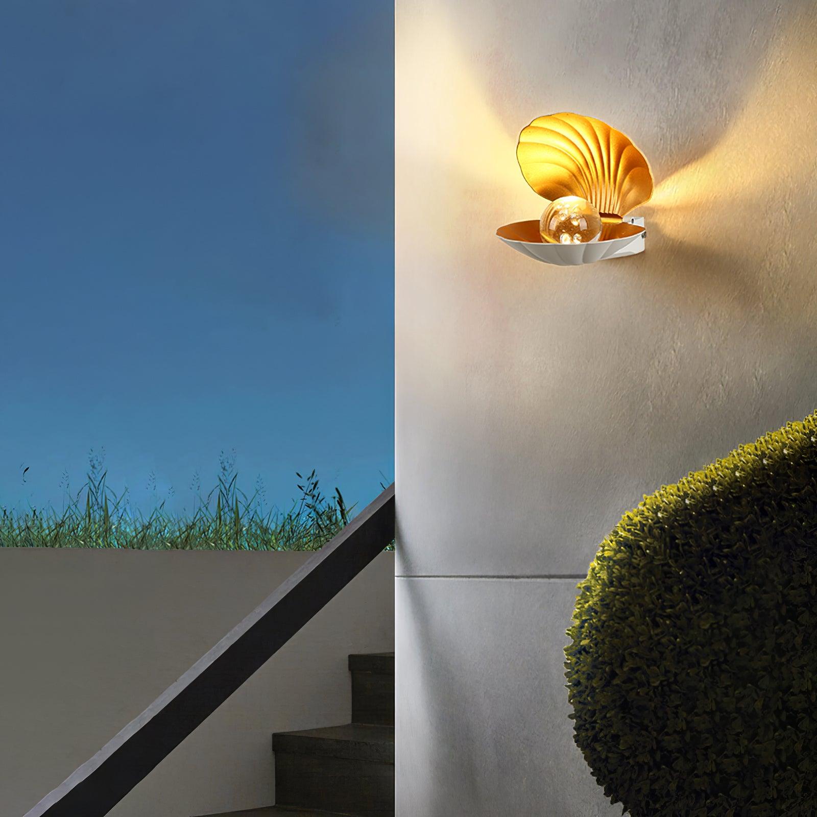 Pearl Clam Wall Light | Aluminum & Acrylic | Set of 2