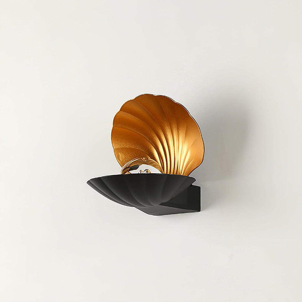 Pearl Clam Wall Light | Aluminum & Acrylic | Set of 2
