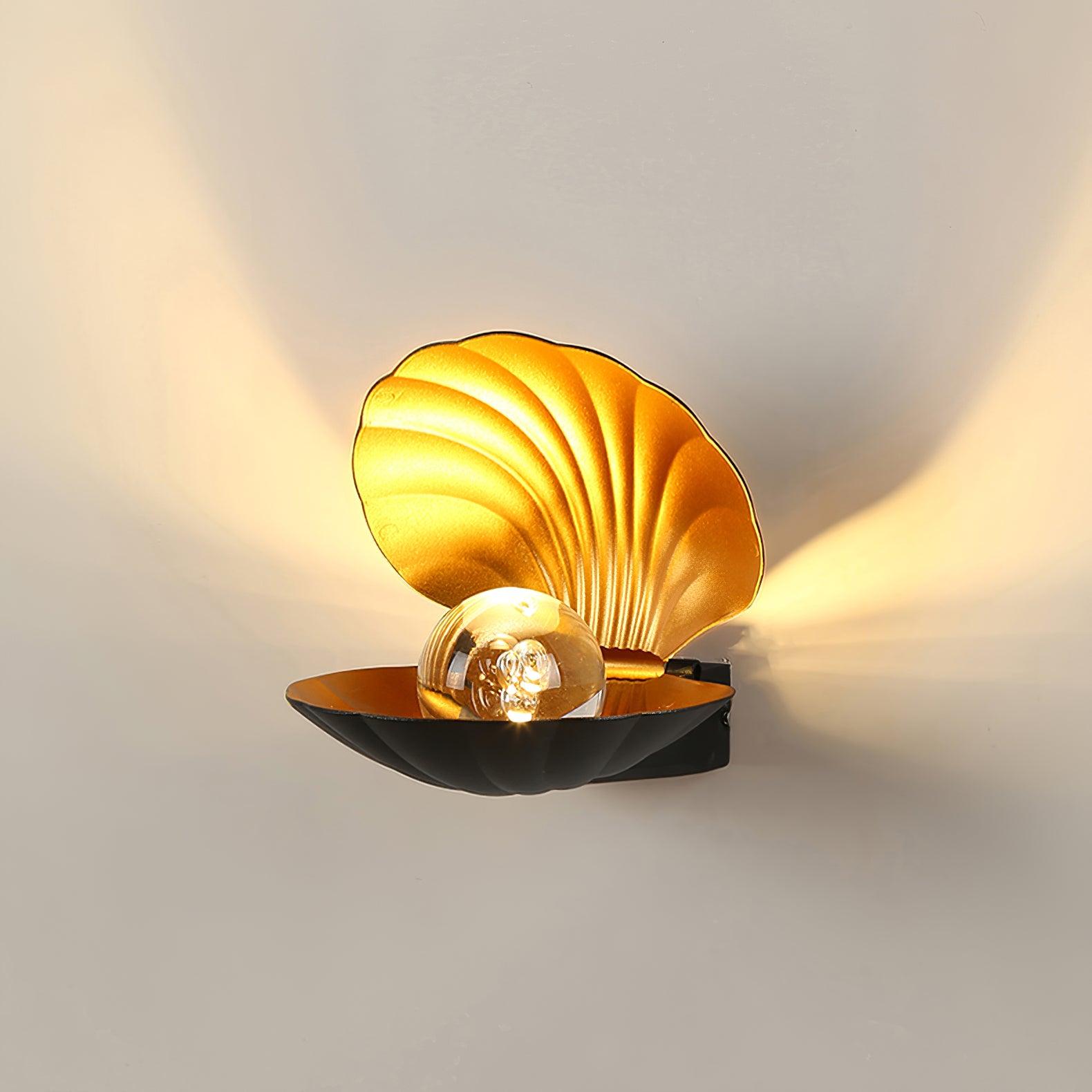 Pearl Clam Wall Light | Aluminum & Acrylic | Set of 2