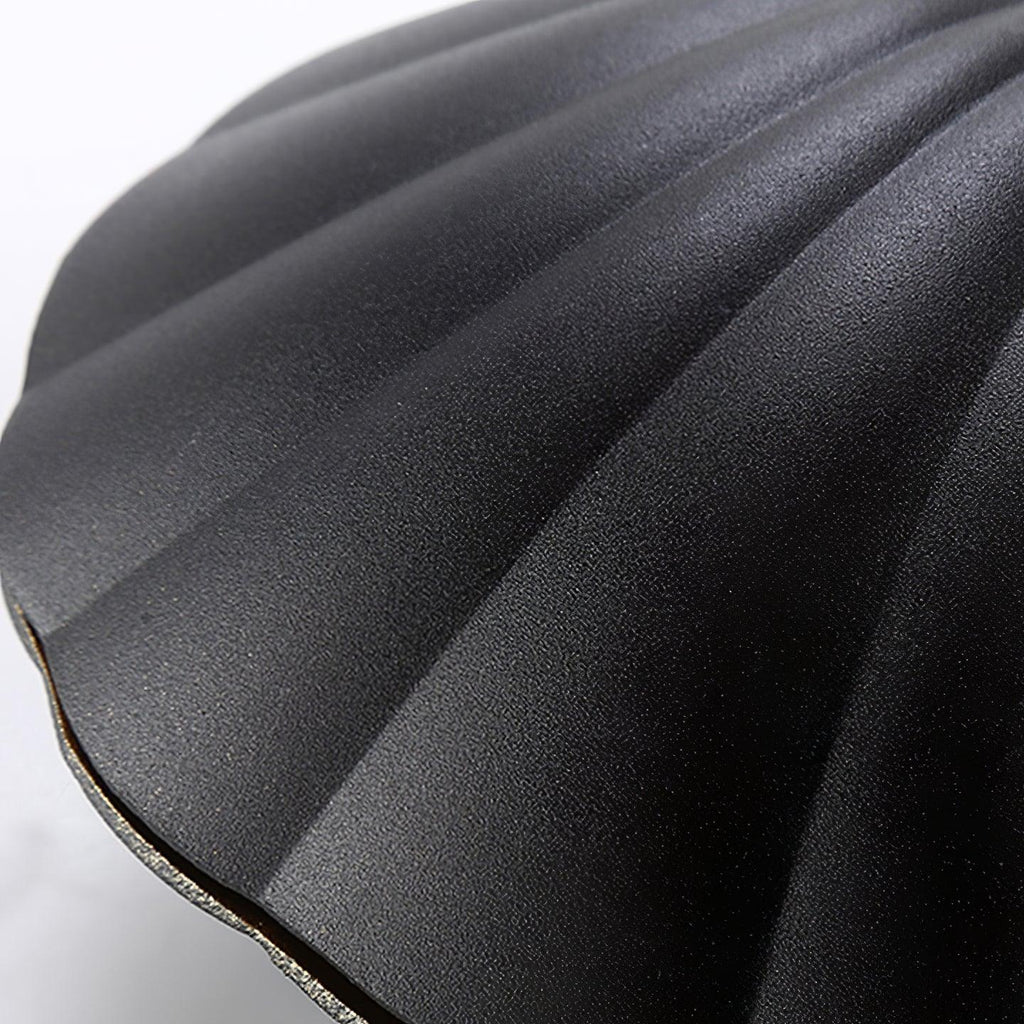 Pearl Clam Wall Light | Aluminum & Acrylic | Set of 2