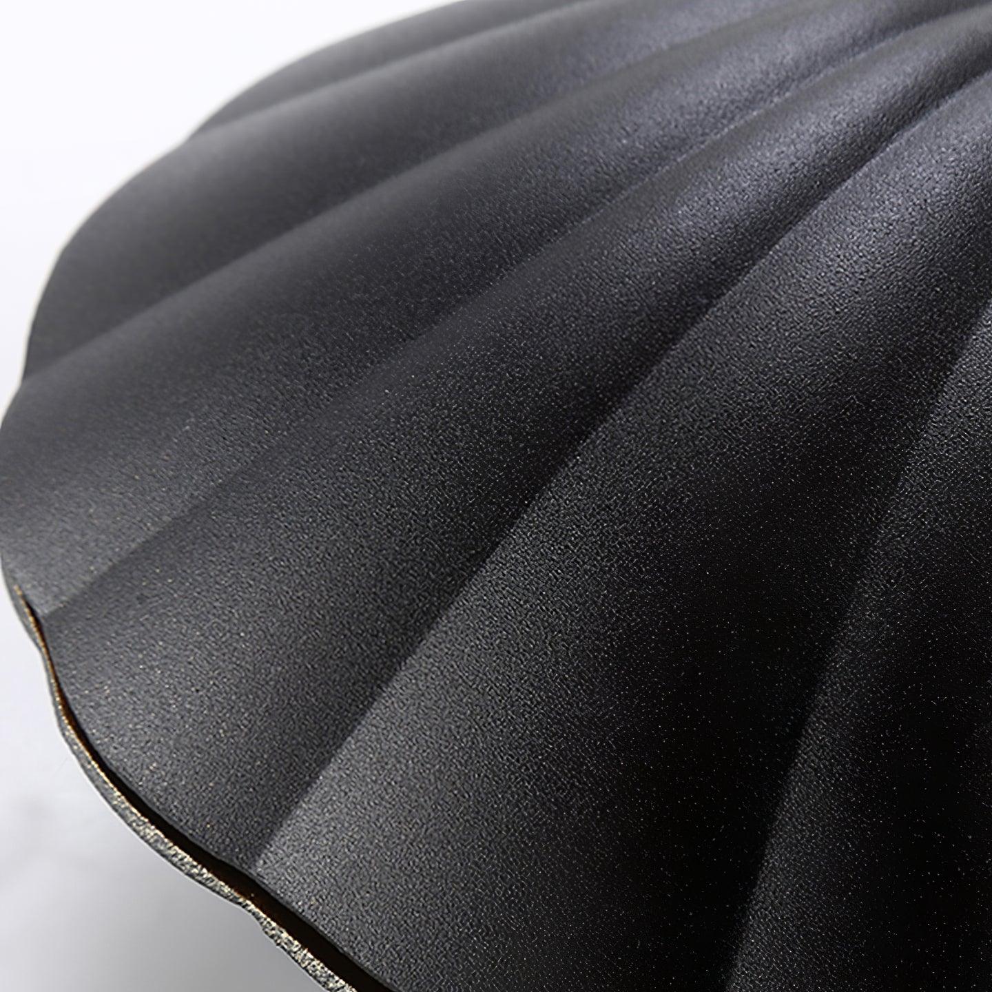 Pearl Clam Wall Light | Aluminum & Acrylic | Set of 2