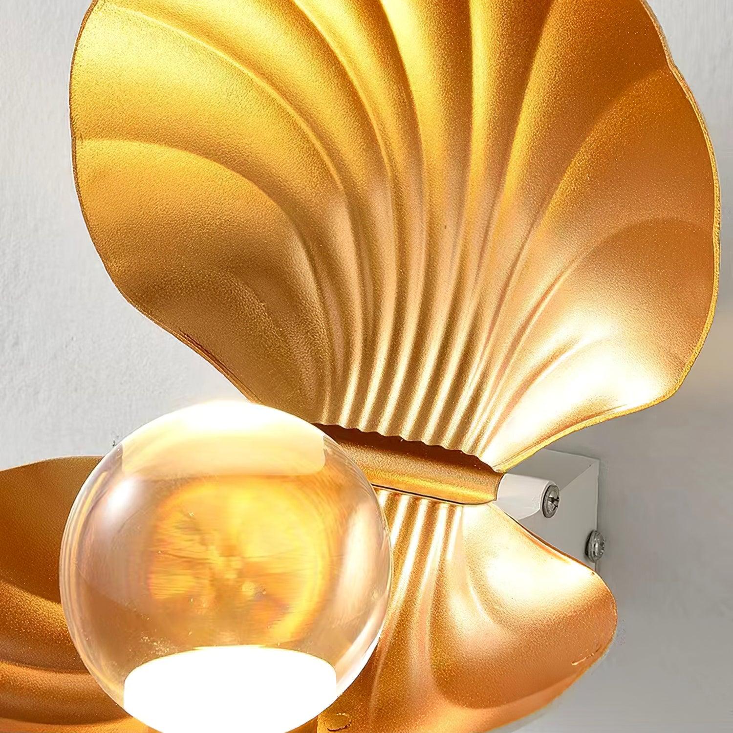 Pearl Clam Wall Light | Aluminum & Acrylic | Set of 2