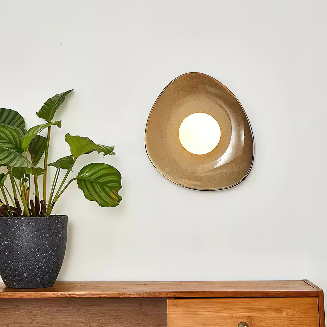 Pebble Tray Wall Lamp | Ceramic & Glass | Taupe & White