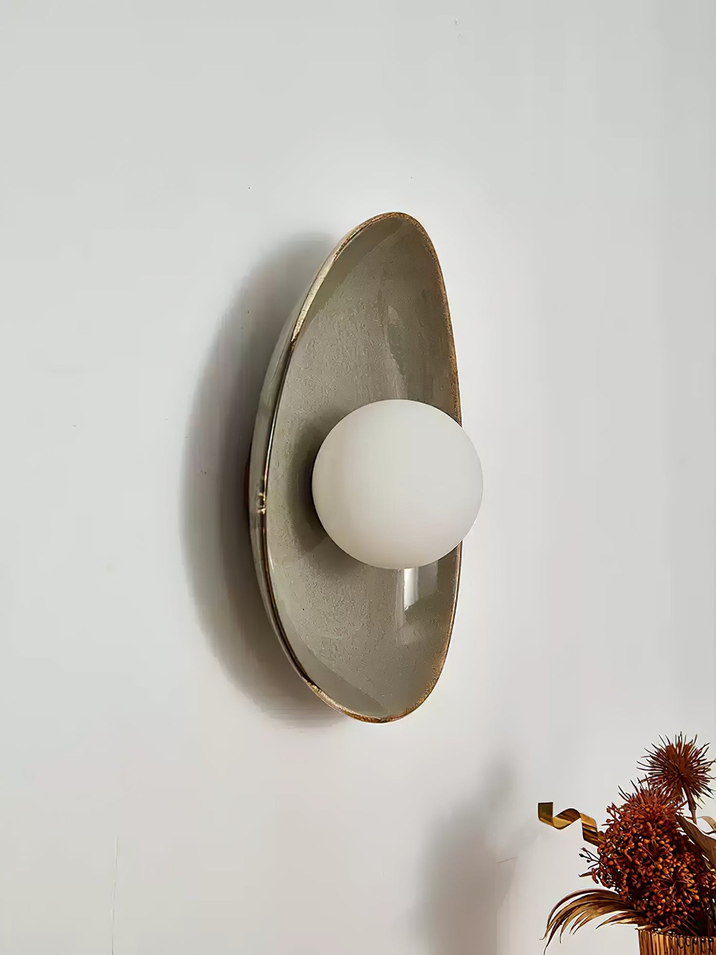 Pebble Tray Wall Lamp | Ceramic & Glass | Taupe & White