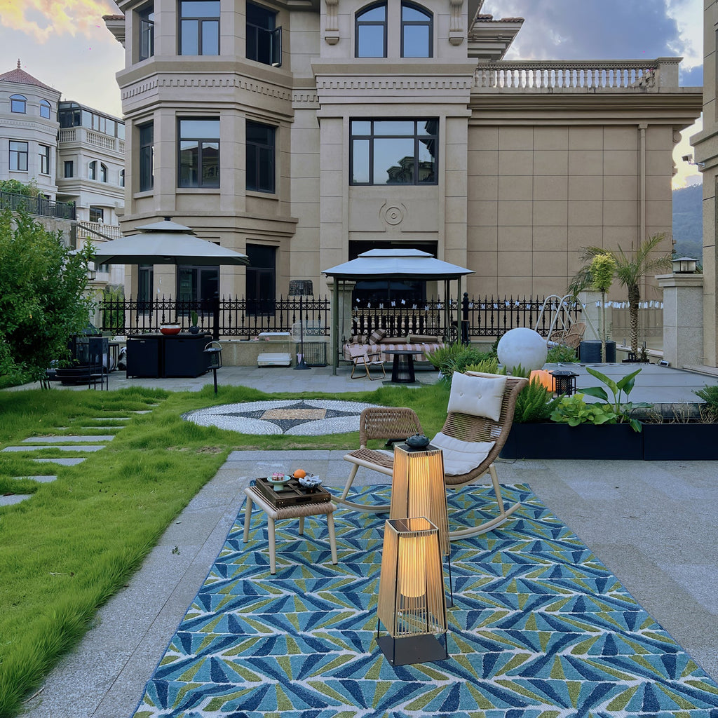 Outdoor Solar Post Light | Plastic Rattan | Black & Yellow