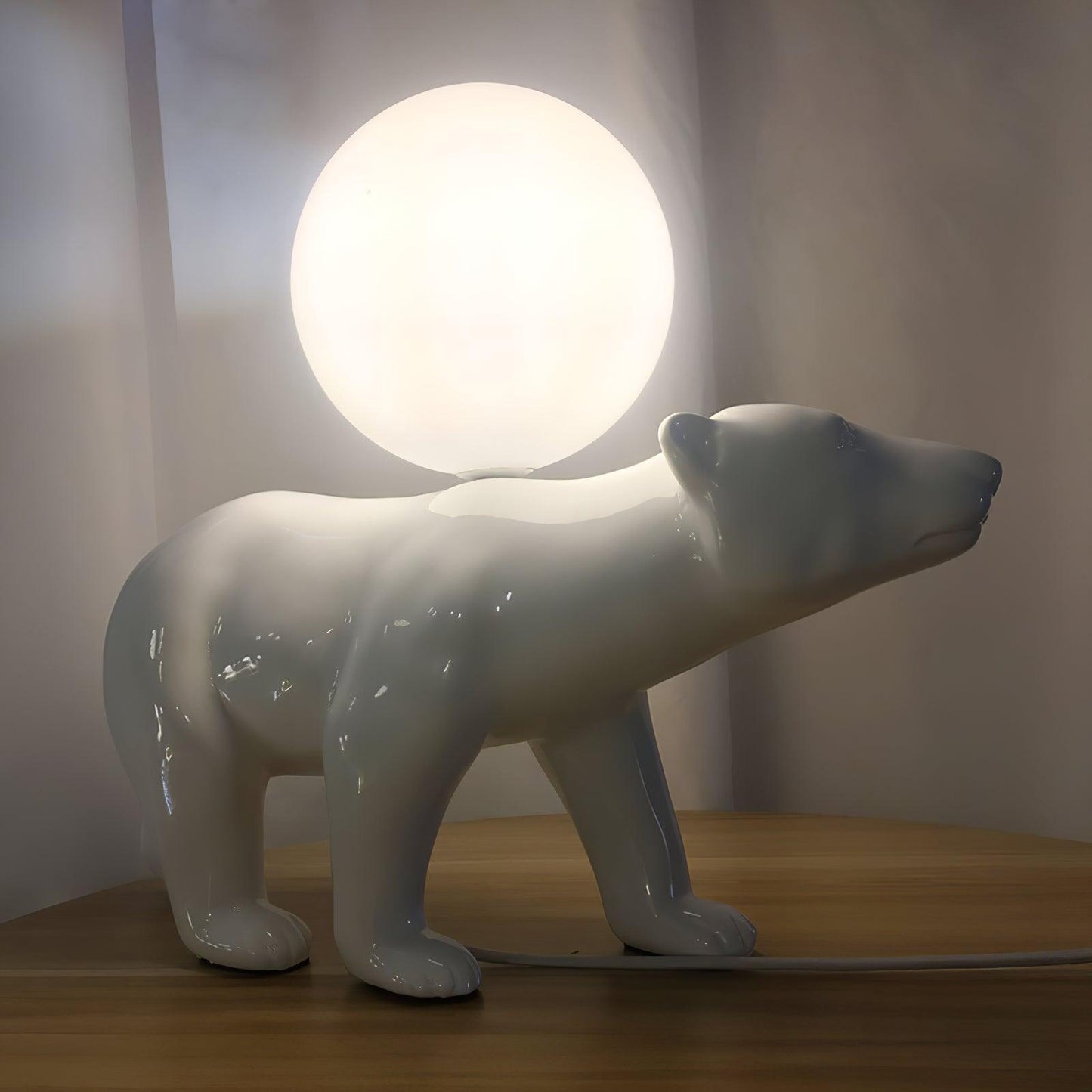 Polar Bear Table Lamp | Resin & Glass | White