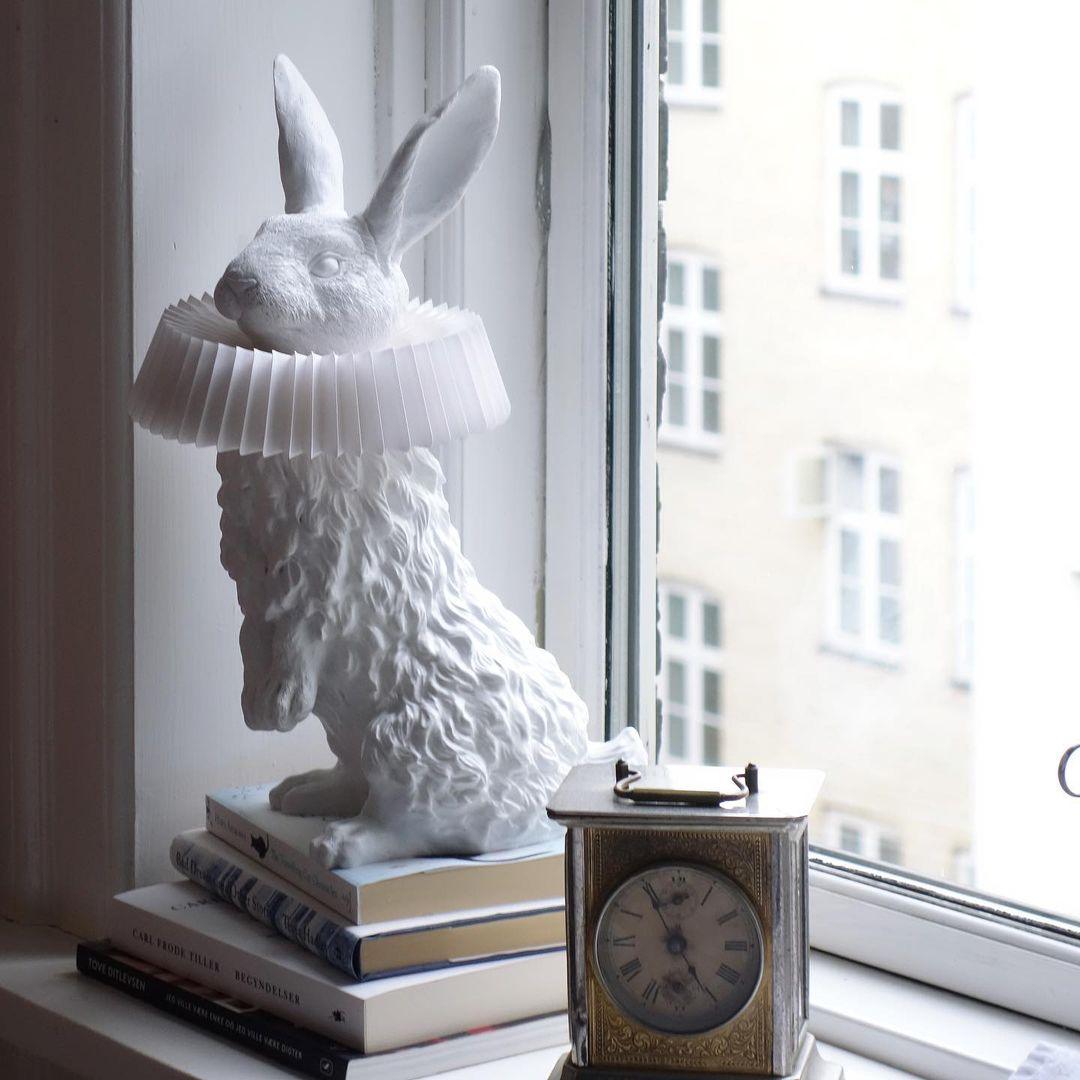 Rabbit Table Lamp | White Resin & Acrylic | Integrated LED