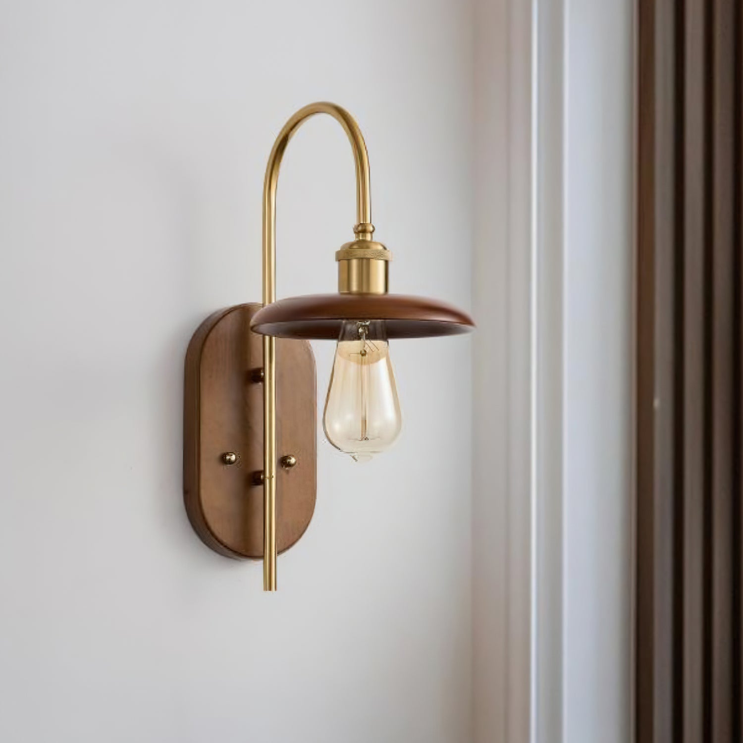 Rafi Wall Light | Brass & Walnut Wood | Retro Design