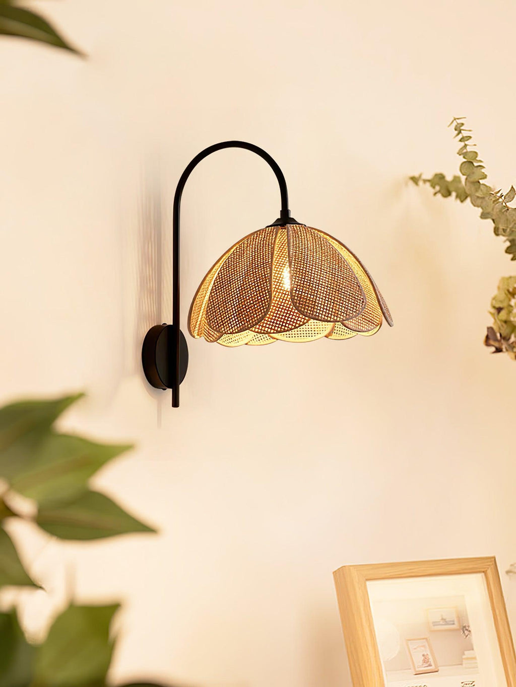 Rattan Petal Wall Lamp | Natural Rattan & Metal | Set of 2