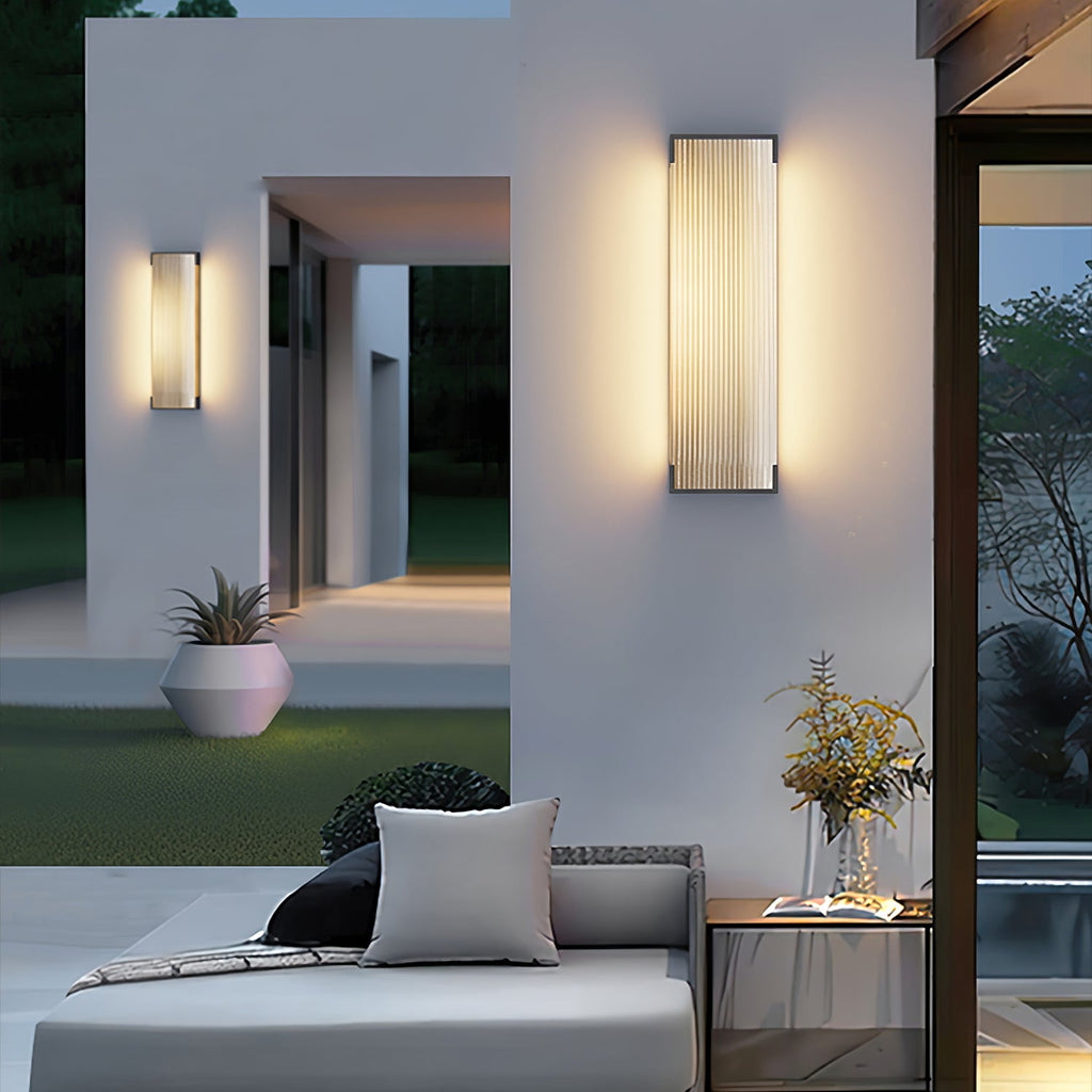 Solar Outdoor Wall Light | Black Stainless Steel | Remote Control, 8-10 Hours Illumination