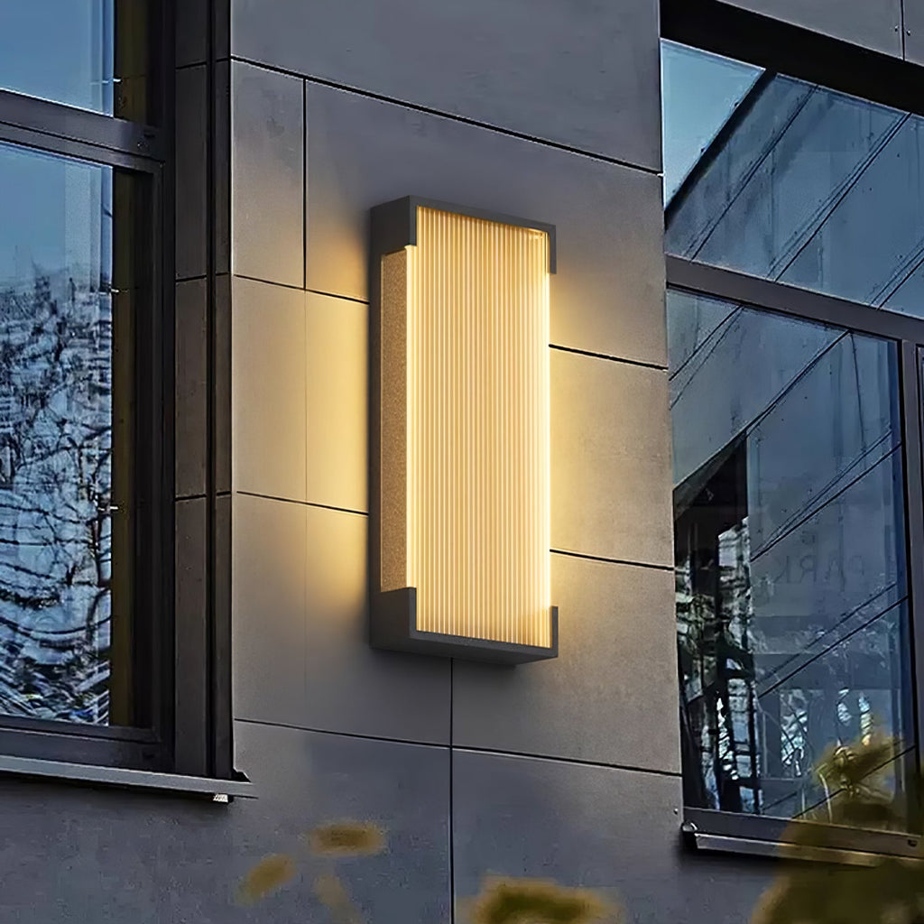 Solar Outdoor Wall Light | Black Stainless Steel | Remote Control, 8-10 Hours Illumination