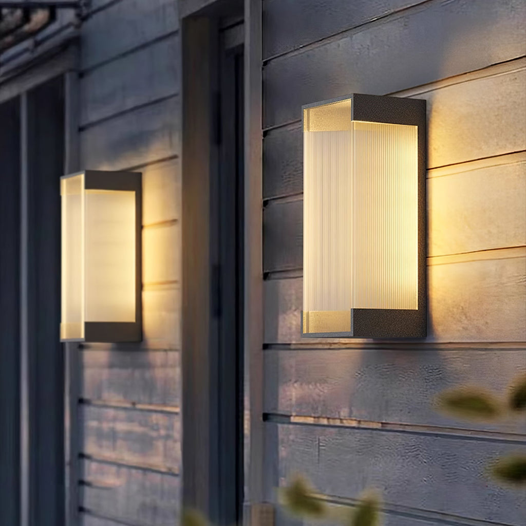 Solar Outdoor Wall Light | Black Stainless Steel | Remote Control, 8-10 Hours Illumination