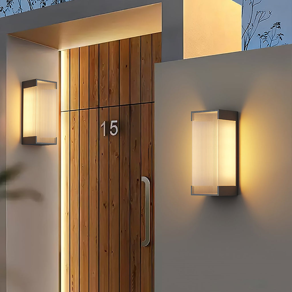 Solar Outdoor Wall Light | Black Stainless Steel | Remote Control, 8-10 Hours Illumination