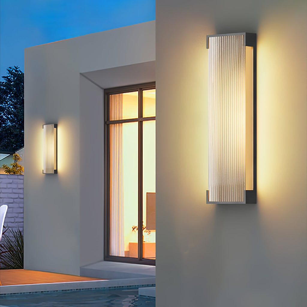 Solar Outdoor Wall Light | Black Stainless Steel | Remote Control, 8-10 Hours Illumination