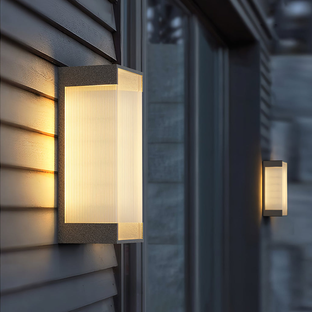 Solar Outdoor Wall Light | Black Stainless Steel | Remote Control, 8-10 Hours Illumination