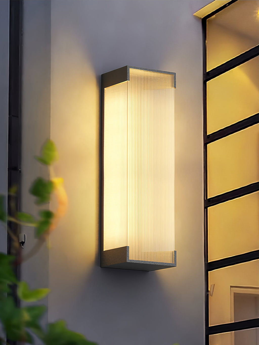 Solar Outdoor Wall Light | Black Stainless Steel | Remote Control, 8-10 Hours Illumination