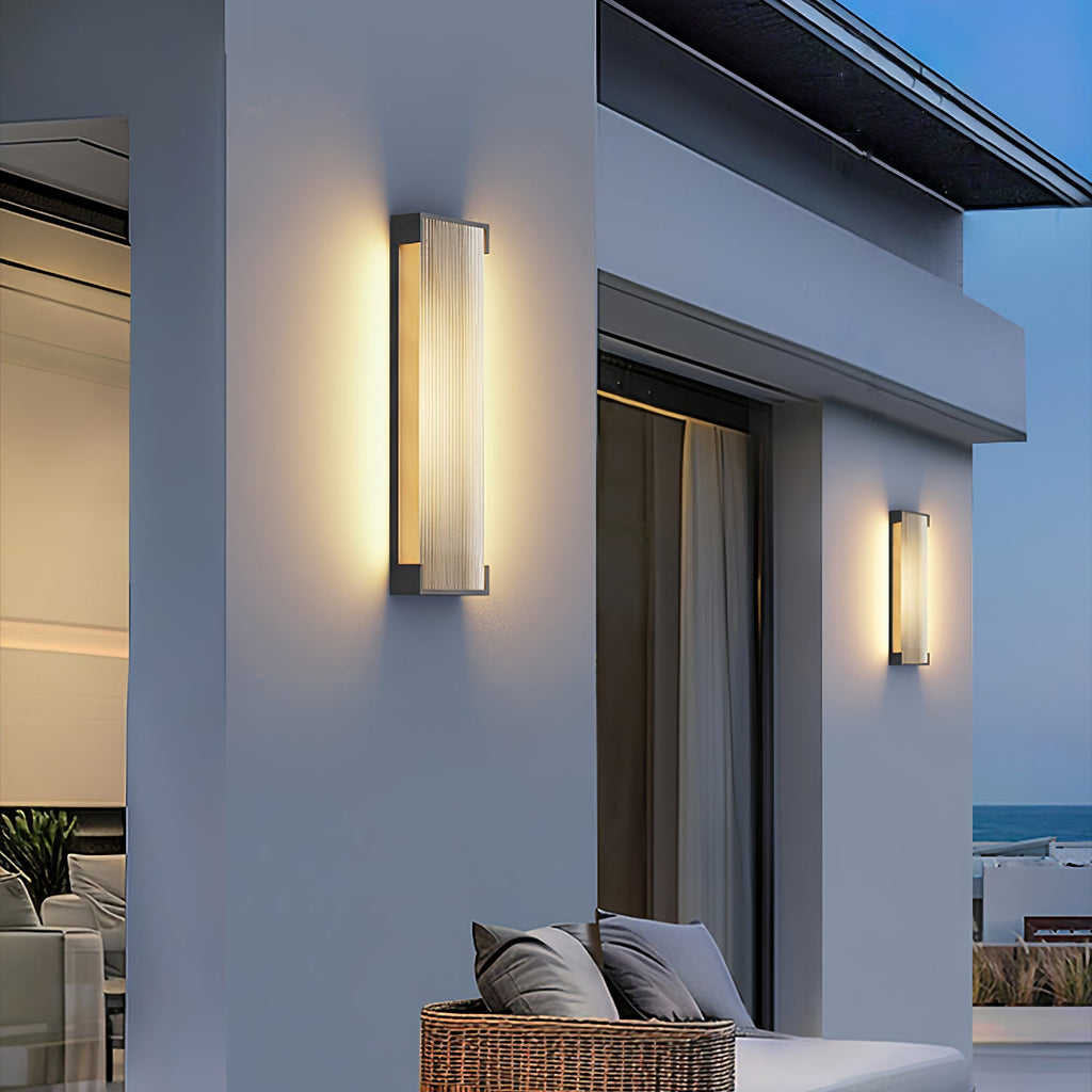 Solar Outdoor Wall Light | Black Stainless Steel | Remote Control, 8-10 Hours Illumination