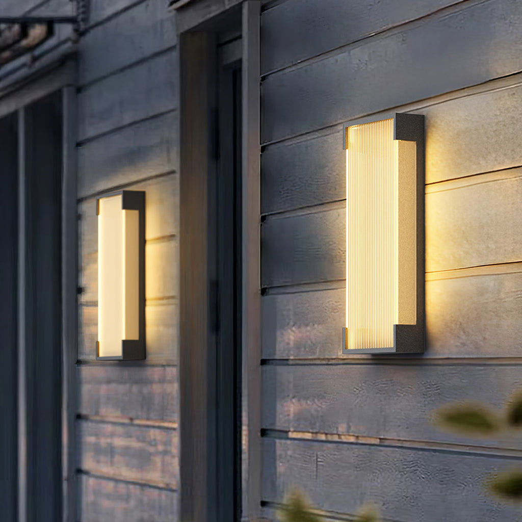 Solar Outdoor Wall Light | Black Stainless Steel | Remote Control, 8-10 Hours Illumination