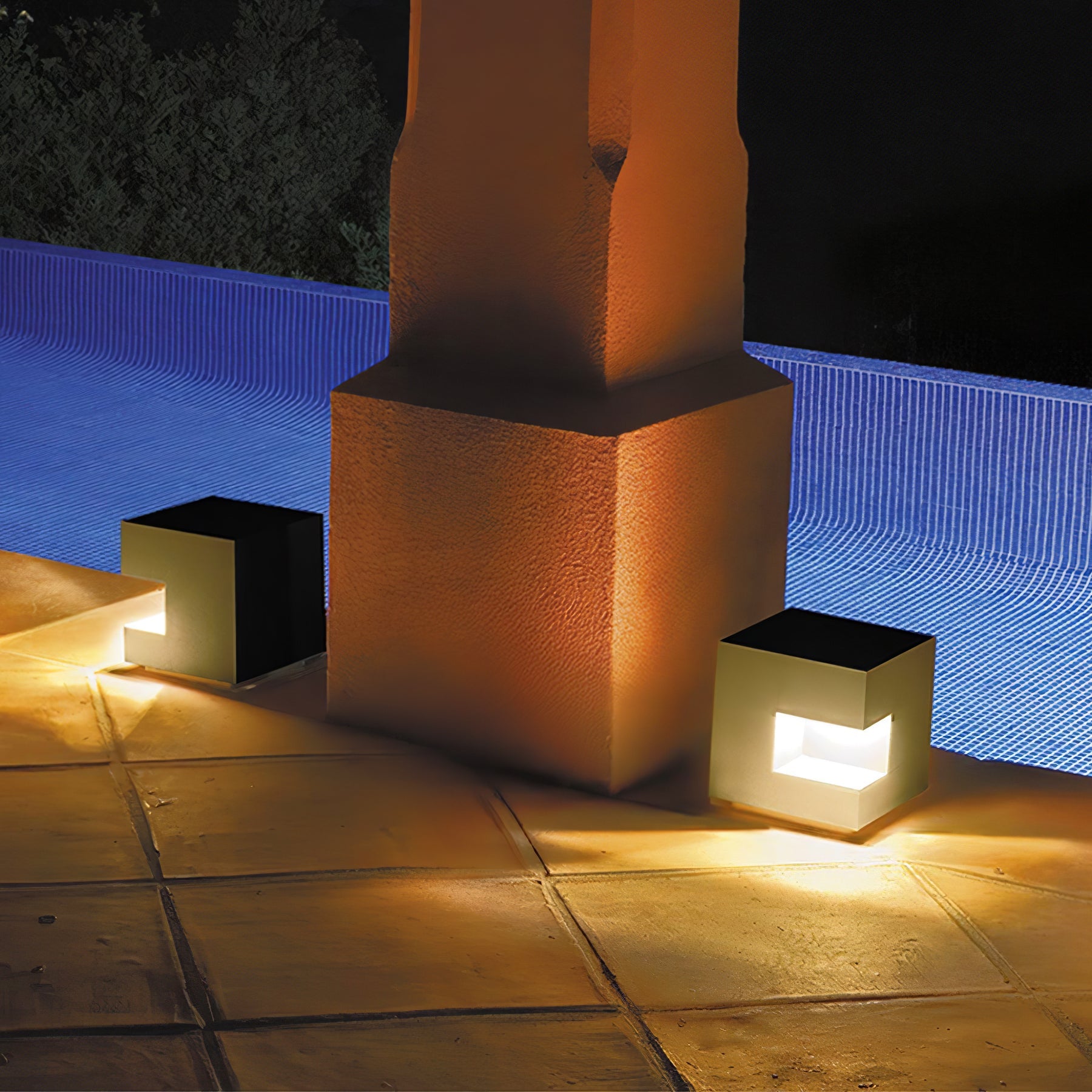 Outdoor Post Light | Waterproof Metal & Acrylic | Black