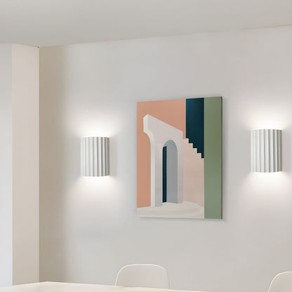 Resin Ribbed Wall Lamp | Matte Black Finish | 14cm Diameter