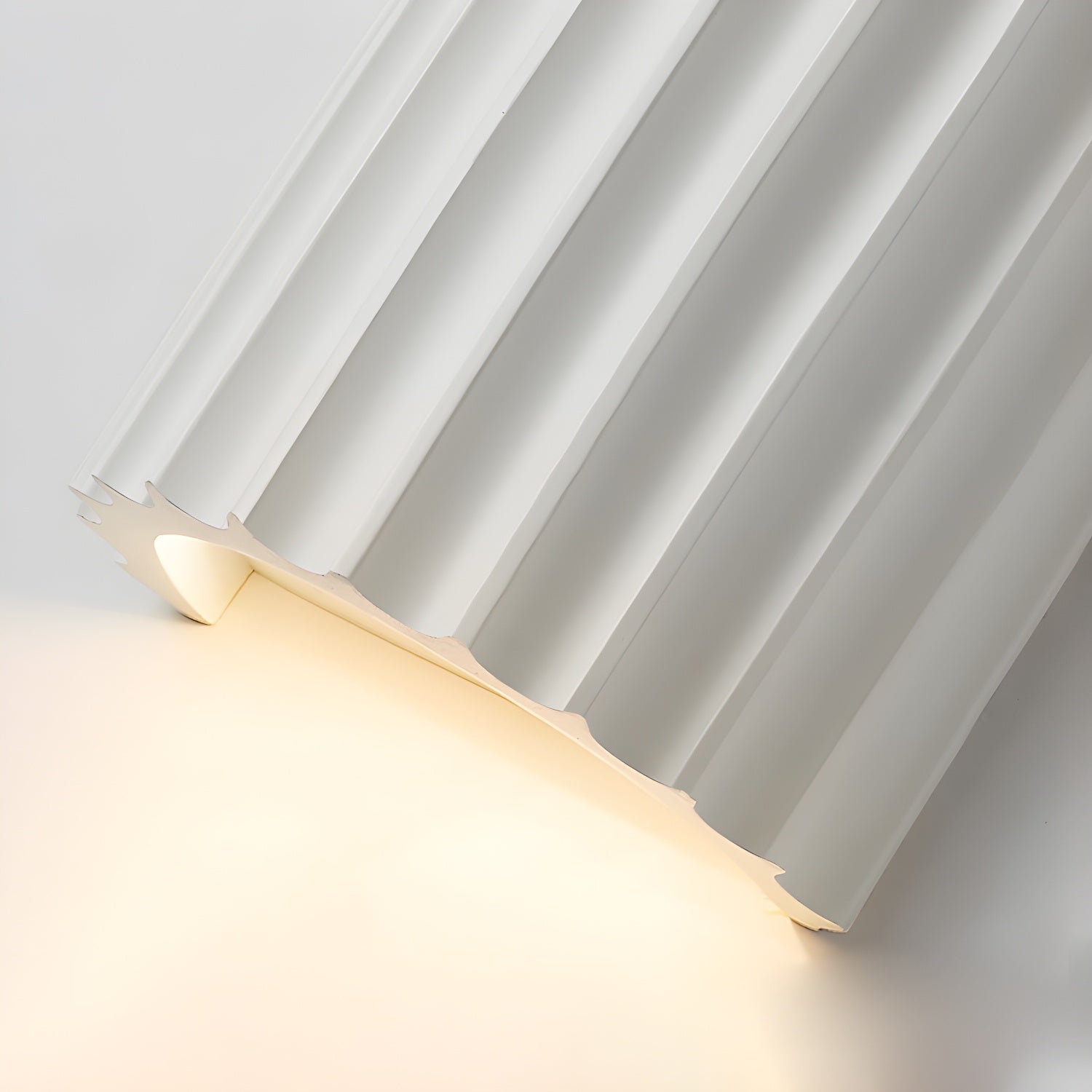 Resin Ribbed Wall Lamp | Matte Black Finish | 14cm Diameter