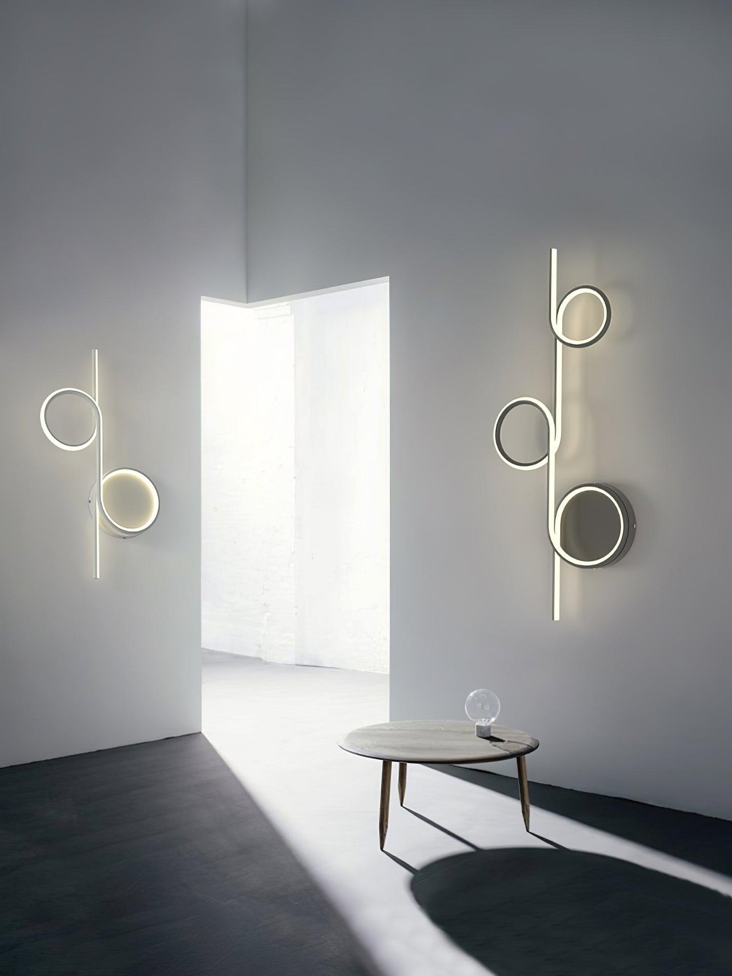 Rhythmic Line Wall Light | Adjustable LED | Black or White Finish