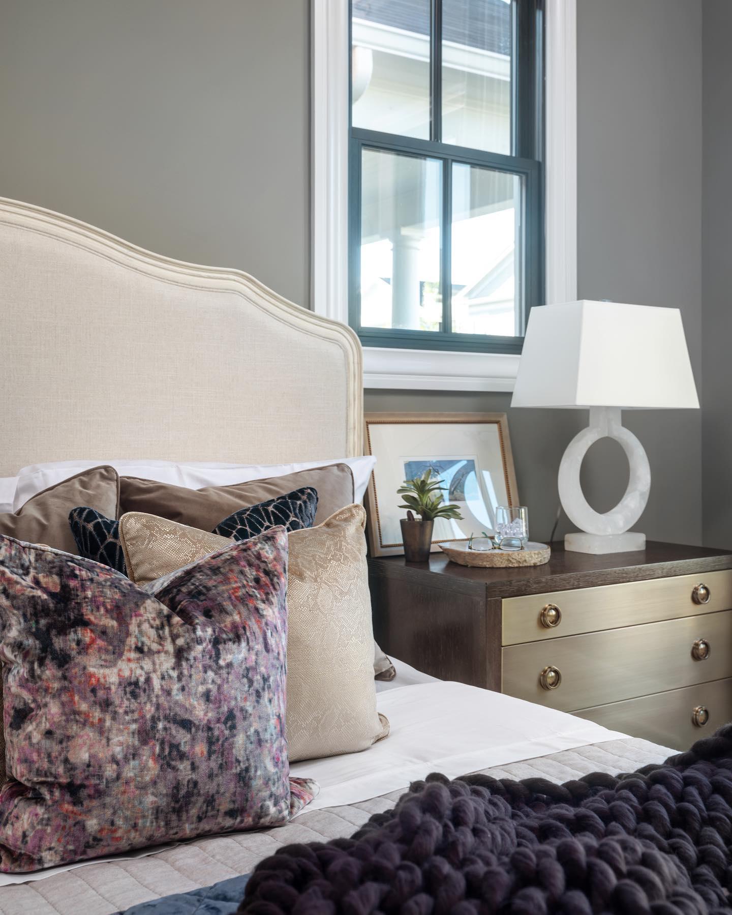 Table Lamp | Metal & Fabric | Gold and White