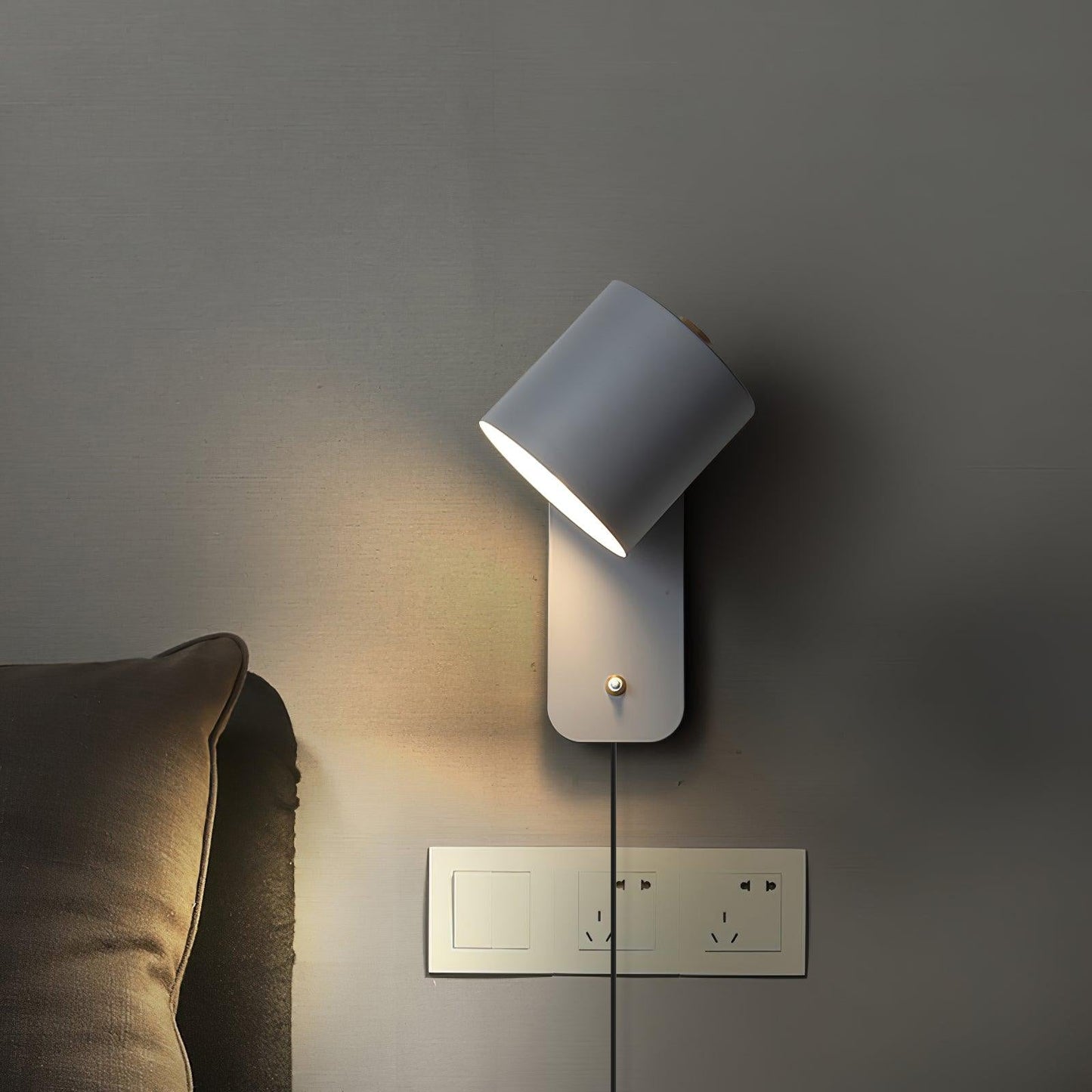 Rotatable Wall Lamp | Metal | Macaron Colors