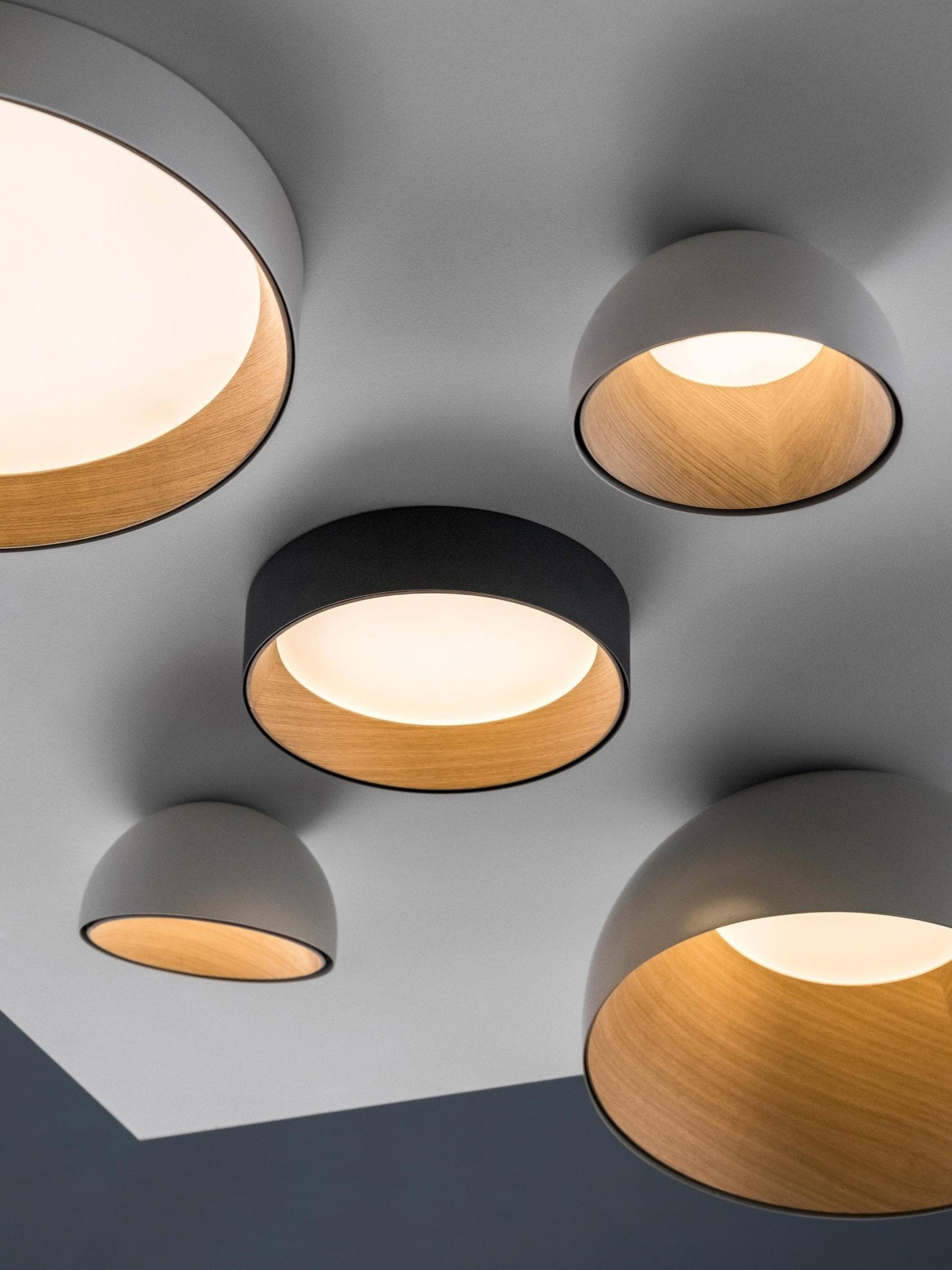 Round Ceiling Lamp | Oak Wood & Aluminum | 46cm Diameter